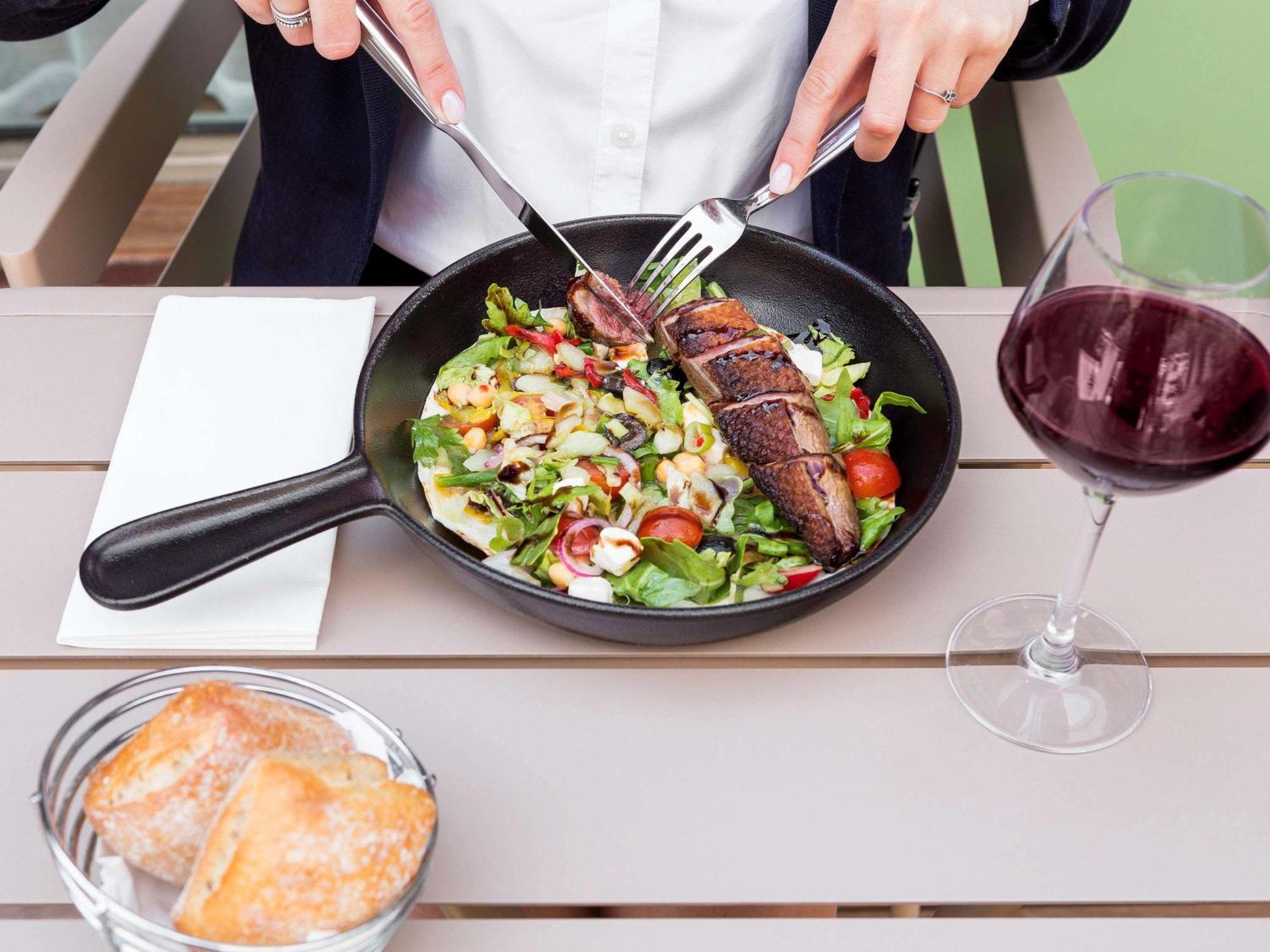 Hotel Novotel Paris Charles De Gaulle Airport 4*