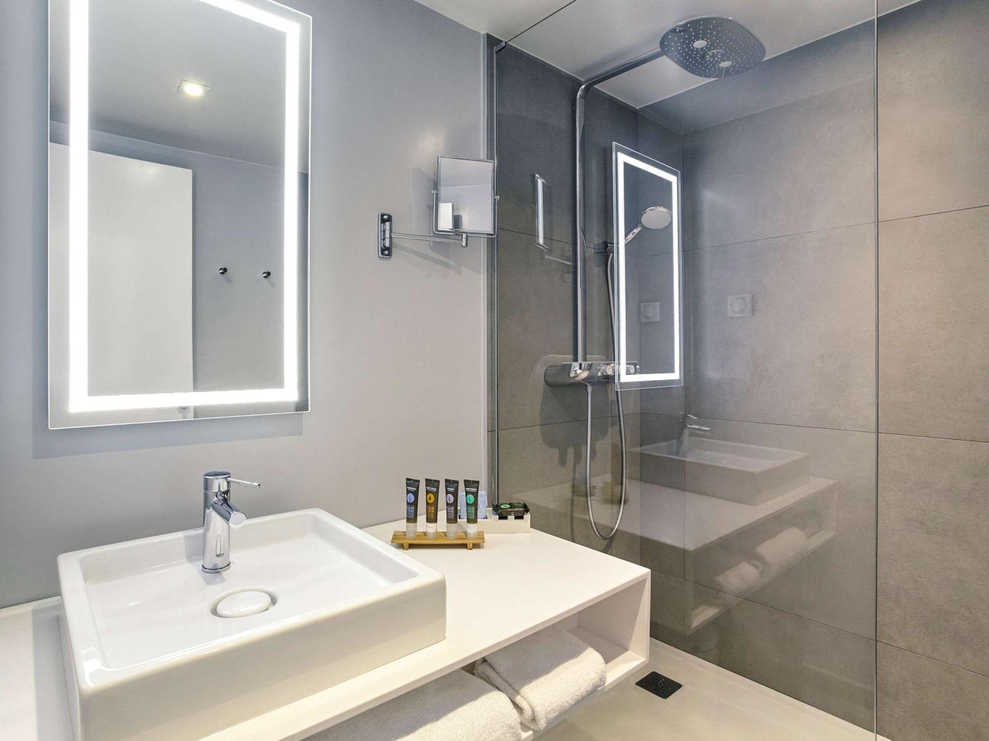 Novotel Paris Charles De Gaulle Airport Hotel 4*